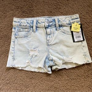 Art class girls shorts